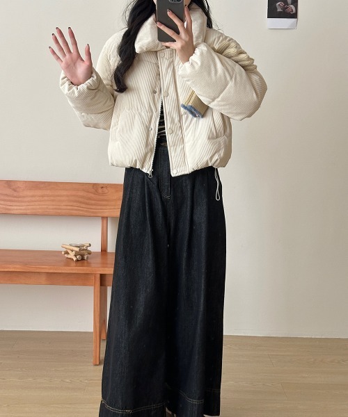 by muni:r（バイ ムニール）の「コーデュロイボタンダウンジャケット（ダウンジャケット/コート・レディース・ブラック/クリーム/ホワイト・FREE）」の20枚目の写真