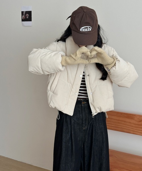 by muni:r（バイ ムニール）の「コーデュロイボタンダウンジャケット（ダウンジャケット/コート・レディース・ブラック/クリーム/ホワイト・FREE）」の22枚目の写真