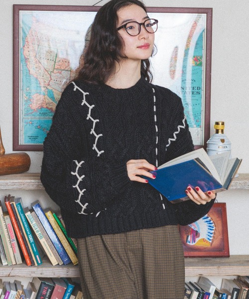 niko and...(ニコアンド)の「ケーブルステッチニットプルオーバー(ニット/セーター・レディース・ライトグリーン/アイボリー/ブラック/グレー・MEDIUM/LARGE)」の14枚目の写真