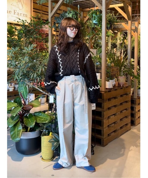 niko and...(ニコアンド)の「ケーブルステッチニットプルオーバー(ニット/セーター・レディース・ライトグリーン/アイボリー/ブラック/グレー・MEDIUM/LARGE)」の8枚目の写真