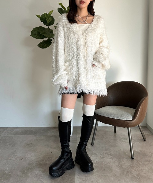 apres jour mignon(アプレジュールミニョン)の「フリンジポケットカーディガン【ZOZOTOWN限定アイテム】(カーディガン/ボレロ・レディース・ブラック/アイボリー・X-LARGE/フリー)」の4枚目の写真