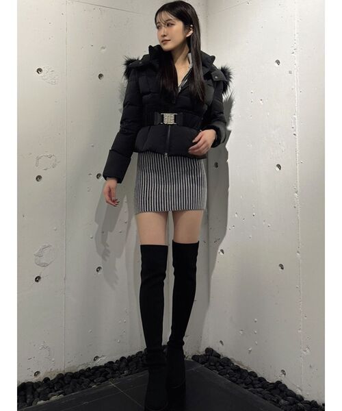 GYDA(ジェイダ)の「GYGYベルト付きショートダウンコート(ダウンジャケット/コート・レディース・ブラック・FREE)」の12枚目の写真