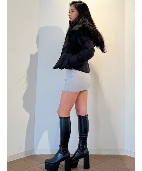 GYDA(ジェイダ)の「GYGYベルト付きショートダウンコート(ダウンジャケット/コート・レディース・ブラック・FREE)」の17枚目の写真