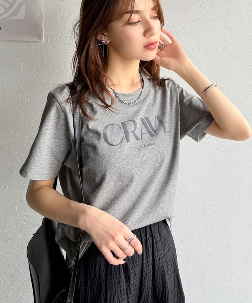 classicalelf(クラシカルエルフ)の「垢抜けた大人カジュアル。オーガニックコットン100%フロッキーロゴプリントTシャツ(Tシャツ/カットソー・レディース・杢グレー/グレイッシュベージュ/ホワイト/ネイビー/チャコール・MEDIUM/LARGE/X-LARGE/SMALL)」の20枚目の写真
