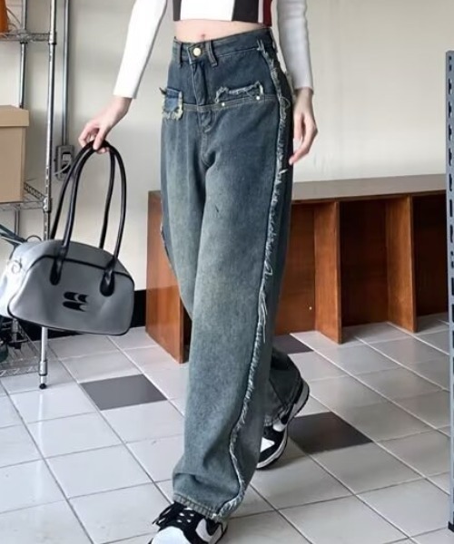 レトロウォッシュワイドレッグストレートデニム（デニムパンツ