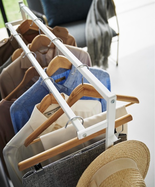 BIRTHDAY BAR（バースデイバー）の「tower 収納力アップハンガーラック 2段（収納グッズ・レディース・ホワイト/ブラック・フリー）」の12枚目の写真