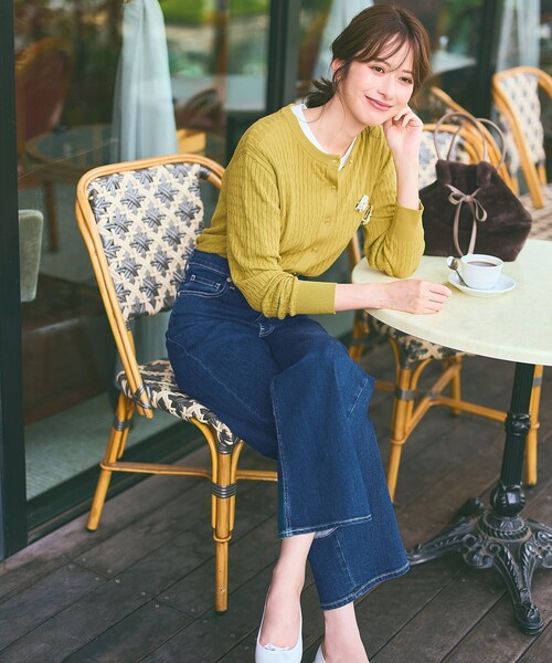 ANY SIS（エニィスィス）の「【美Denimシリーズ】セミカーブワイド デニム（デニムパンツ・レディース・ダルブルー系/ホワイト系/スカイブルー系・3/2/1）」の3枚目の写真