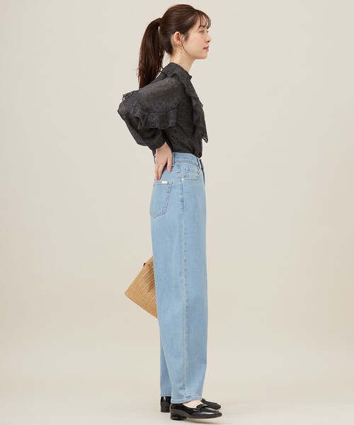 ANY SIS（エニィスィス）の「【美Denimシリーズ】セミカーブワイド デニム（デニムパンツ・レディース・ダルブルー系/ホワイト系/スカイブルー系・3/2/1）」の10枚目の写真