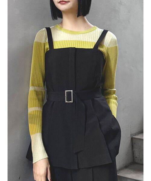 MURUA（ムルーア）の「【セットアップ対応】フライフロントペプラムビスチェ（ベスト・レディース・モカ/ライトグレー/ピンク/グレー/ブラック・FREE）」の2枚目の写真