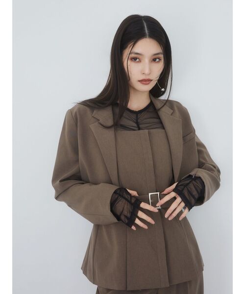 MURUA（ムルーア）の「【セットアップ対応】フライフロントペプラムビスチェ（ベスト・レディース・モカ/ライトグレー/ピンク/グレー/ブラック・FREE）」の17枚目の写真