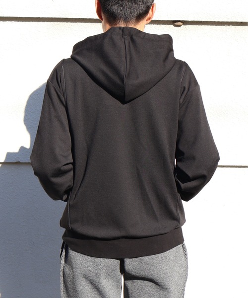 MMMM（エムエムエムエム）の「MMMM/レジエントポンチ ＺＩＰアップパーカー（パーカー・メンズ・ブラック/ホワイト・LARGE/MEDIUM）」の22枚目の写真