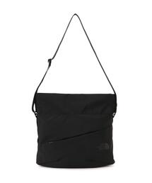 THE NORTH FACE（ザノースフェイス）の「THE NORTH FACE/ザ・ノース・フェイス  Pyrenees Shoulder Ｌ ピレネーショルダーL NM82508（ショルダーバッグ）」
