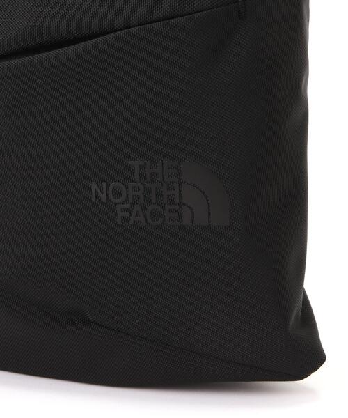 THE NORTH FACE(ザノースフェイス)の「THE NORTH FACE/ザ・ノース・フェイス Pyrenees Shoulder L ピレネーショルダーL NM82508(ショルダーバッグ・メンズ・ブラック/グレー・FREE)」の8枚目の写真