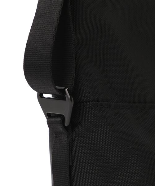 THE NORTH FACE(ザノースフェイス)の「THE NORTH FACE/ザ・ノース・フェイス Pyrenees Shoulder L ピレネーショルダーL NM82508(ショルダーバッグ・メンズ・ブラック/グレー・FREE)」の10枚目の写真