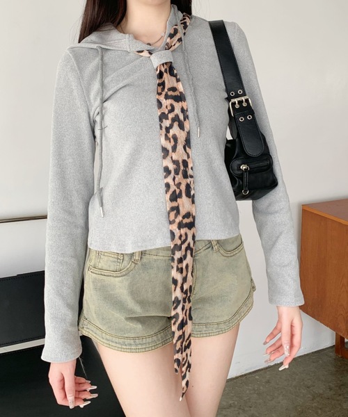 lilful(リルフル)の「レオパードスカーフタイ付き リブカットフードロンT(Tシャツ/カットソー・レディース・ブラック/グレー・M/L)」の22枚目の写真