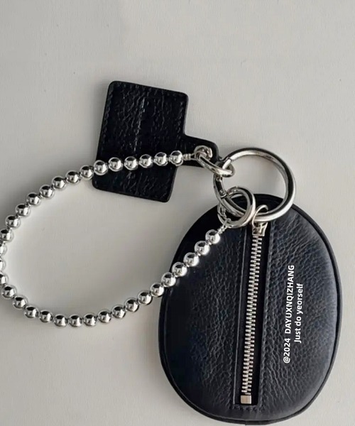 NOLITA LABORATORY（ノリータラボラトリー）の「【 NOLITA / ノリータ 】組み合わせ自由自在 ハート チャーム ブラック フェイクレザー バックル キーチェーン キーホルダー アクセサリー バッグチャーム シボ加工／フェイクレザー／バッグチャーム／ミニポーチ（チャーム・レディース・ブラック/パープル/ピンク・FREE）」の7枚目の写真