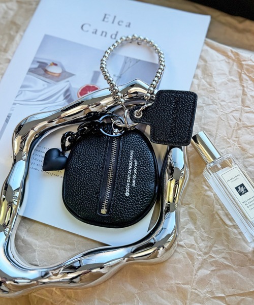 NOLITA LABORATORY（ノリータラボラトリー）の「【 NOLITA / ノリータ 】組み合わせ自由自在 ハート チャーム ブラック フェイクレザー バックル キーチェーン キーホルダー アクセサリー バッグチャーム シボ加工／フェイクレザー／バッグチャーム／ミニポーチ（チャーム・レディース・ブラック/パープル/ピンク・FREE）」の16枚目の写真