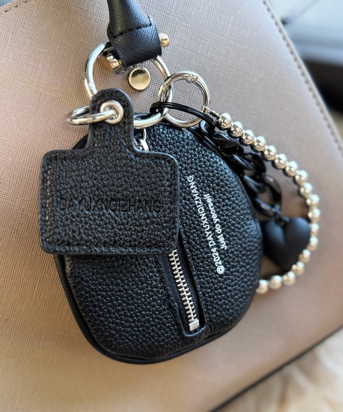 NOLITA LABORATORY（ノリータラボラトリー）の「【 NOLITA / ノリータ 】組み合わせ自由自在 ハート チャーム ブラック フェイクレザー バックル キーチェーン キーホルダー アクセサリー バッグチャーム シボ加工／フェイクレザー／バッグチャーム／ミニポーチ（チャーム・レディース・ブラック/パープル/ピンク・FREE）」の19枚目の写真