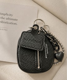 NOLITA LABORATORY（ノリータラボラトリー）の「【 NOLITA / ノリータ 】組み合わせ自由自在 ハート チャーム ブラック フェイクレザー バックル キーチェーン キーホルダー アクセサリー バッグチャーム シボ加工／フェイクレザー／バッグチャーム／ミニポーチ（チャーム）」