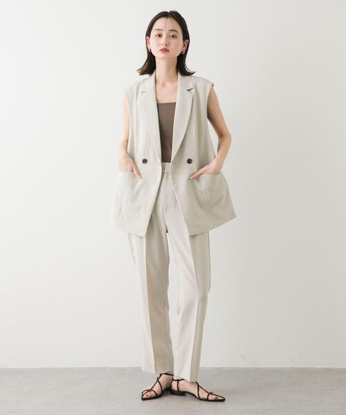 SENSE OF PLACE by URBAN RESEARCH（センスオブプレイスバイアーバンリサーチ）の「『UR TECH DRYLUXE』リネンライクサイドベルトジレ（ベスト・レディース・ブラック/ライトベージュ/ネイビー/チャコールグレー・ONE）」の14枚目の写真