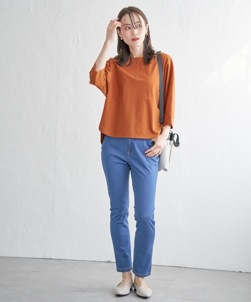 ikka（イッカ）の「【雑誌InRed5月号掲載】梨地ジョーゼットドルマンプルオーバー【親子コーデ】（Tシャツ/カットソー・レディース・オフホワイト/ブラック/ライトグレー/ブルー/オレンジ/オリーブ・L/M/S）」の17枚目の写真