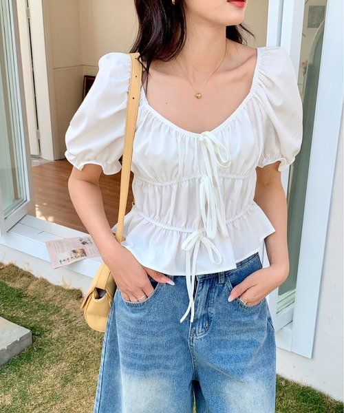 everycoco(エブリーココ)の「2WAYリボンパフスリーブ半袖ブラウス(シャツ/ブラウス・レディース・ホワイト/ブラック・FREE)」の3枚目の写真