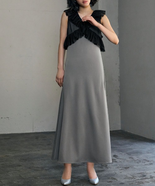 girl(ガール)の「チュールフリルベスト キャミソールロングワンピース セット 結婚式 ワンピース パーティードレス オケージョンドレス お呼ばれ 二次会 成人式 同窓会 謝恩会(ドレス・レディース・グレー/グレイッシュベージュ/ブラック・FREE)」の11枚目の写真