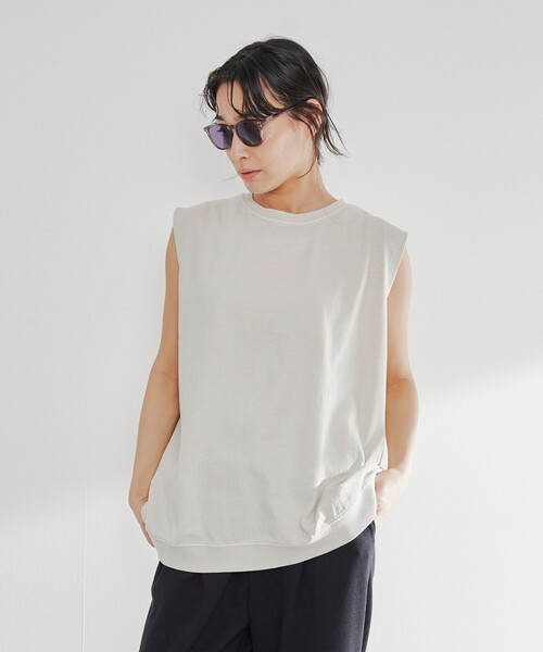 STAR&STRIPE(スターアンドストライプ)の「STAR&STRIPE(スターアンドストライプ)クルーネック ベスト(Tシャツ/カットソー・レディース・ダークグレー/ナチュラル・FREE)」の17枚目の写真