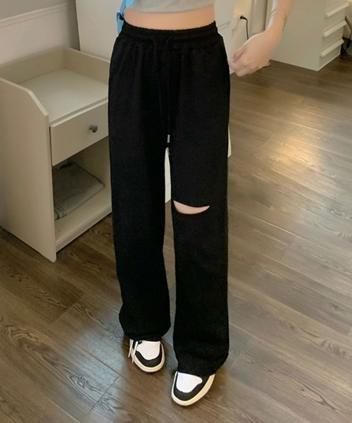 SallyLunn（サリーラン）の「ダメージ スウェットイージーパンツ（その他パンツ・レディース・グレー/ブラック・MEDIUM/LARGE）」の3枚目の写真