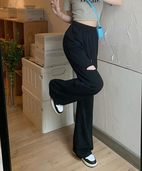 SallyLunn（サリーラン）の「ダメージ スウェットイージーパンツ（その他パンツ・レディース・グレー/ブラック・MEDIUM/LARGE）」の4枚目の写真