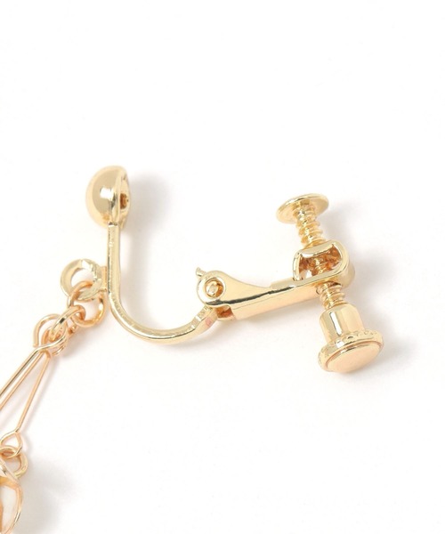 GLOBAL WORK（グローバルワーク）の「揺れフラワーイヤリング/325841（イヤリング・レディース・ベージュ/ミント・FREE）」の3枚目の写真