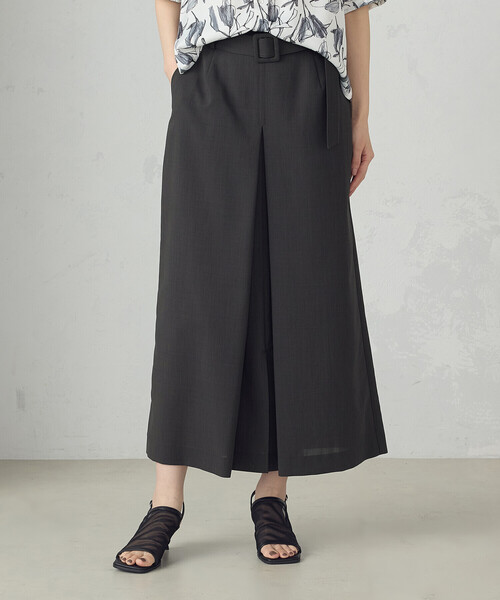 COMME CA ISM（コムサイズム）の「【セットアップ対応】ベルテッドタックスカート（スカート・レディース・チャコール/ベージュ・MEDIUM/LARGE）」の6枚目の写真