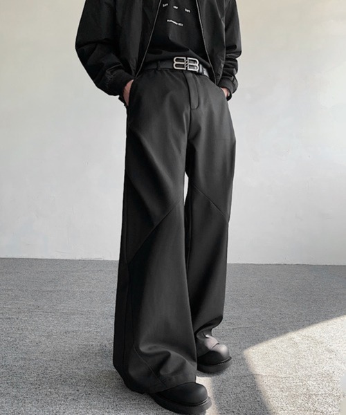 CERCA（チェルカ）の「【NOWLE】ルーズシルエット ハイウエスト フレアパンツ（スラックス・メンズ・アッシュブラウン・MEDIUM/LARGE/SMALL/X-LARGE）」の11枚目の写真