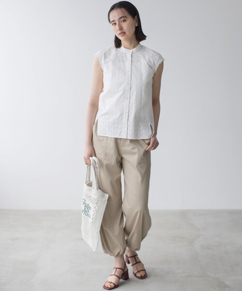 組曲（クミキョク）の「エンブロイダリーレースノースリーブ ブラウス（シャツ/ブラウス・レディース・ブラック系/スモーキーグリーン系/アイボリー系/グレー系9・3/2）」の9枚目の写真