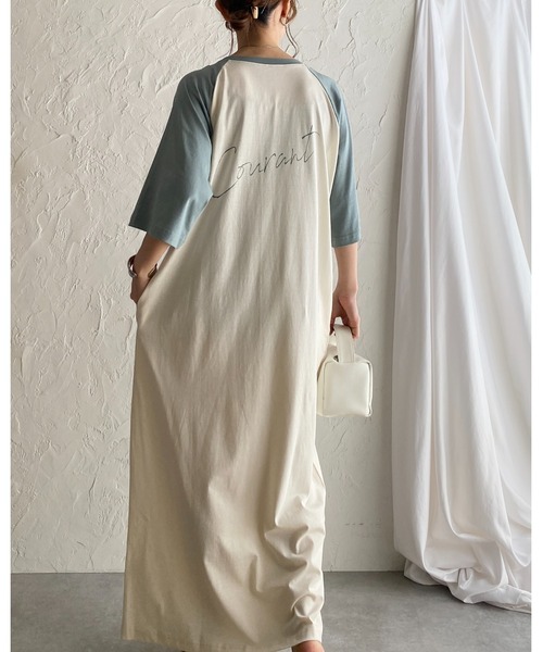 She's Closet（シーズクローゼット）の「ロゴバックプリント半袖ロング丈ラグランTシャツワンピース（ワンピース・レディース・チャコールグレー/アイボリー・FREE）」の11枚目の写真