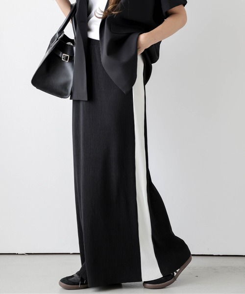 lesperance（レスぺランス）の「Iラインプリーツスカート（スカート・レディース・モカ/ベージュ/ブラック/ライトグレー/レオパード/ブラック×ホワイト/ブラック×ブルー・L/M）」の3枚目の写真