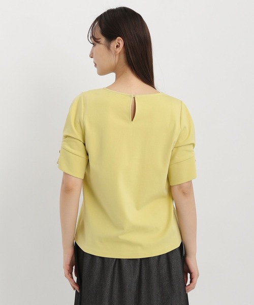 Andemiu(アンデミュウ)の「ソデボタンカットTシャツ451396(Tシャツ/カットソー・レディース・ブラック/チャコールグレー/ライム/オフホワイト/ブルー・FREE)」の19枚目の写真