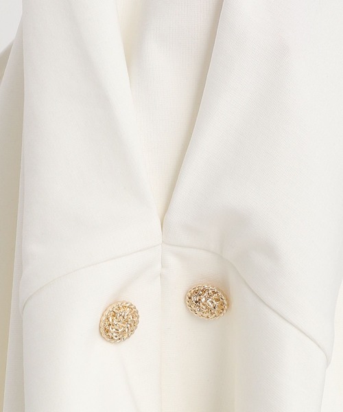 Andemiu(アンデミュウ)の「ソデボタンカットTシャツ451396(Tシャツ/カットソー・レディース・ブラック/チャコールグレー/ライム/オフホワイト/ブルー・FREE)」の13枚目の写真