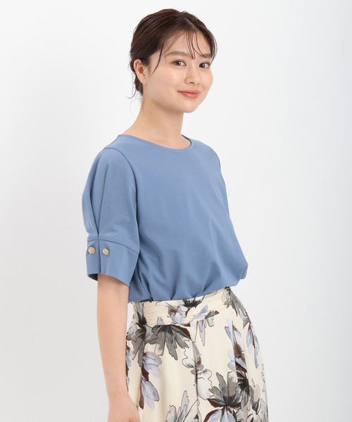 Andemiu(アンデミュウ)の「ソデボタンカットTシャツ451396(Tシャツ/カットソー・レディース・ブラック/チャコールグレー/ライム/オフホワイト/ブルー・FREE)」の10枚目の写真