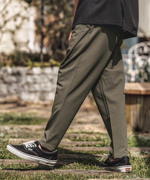 CAMBIO(カンビオ)の「mp13503-Stretch Nylon Tapered Pants ナイロンテーパードパンツ(その他パンツ・メンズ・サンドベージュ/オリーブ/チャコール/ブラック・S/M/L)」の4枚目の写真