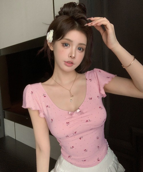 VIBGYOR（ヴィブジョー）の「小花モチーフ チビリボン コンパクト Tシャツ(CZ)（Tシャツ/カットソー・レディース・ブラック/ピンク/ブルー/アイボリー・FREE）」の9枚目の写真
