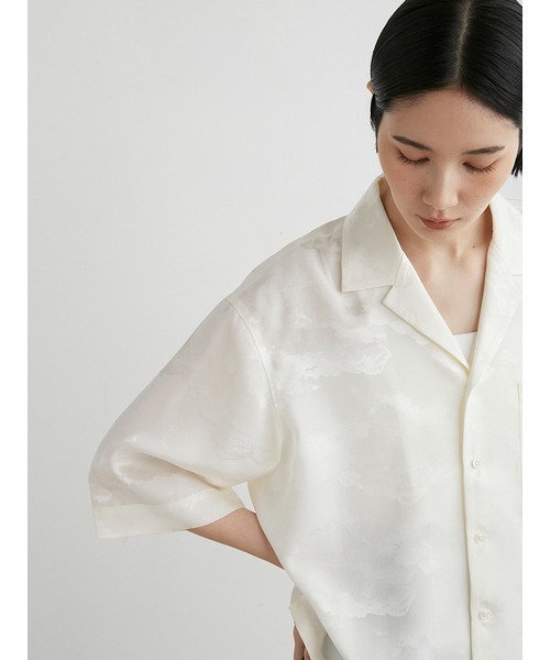 MIESROHE(ミースロエ)の「cloudyジャガードオープンカラーシャツ(シャツ/ブラウス・レディース・ブラウン/ホワイト・FREE)」の17枚目の写真