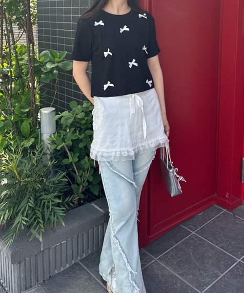 SOLLON.(ソルロン)の「リボンクロップドTシャツ(Tシャツ/カットソー・レディース・ホワイト/ブラック・FREE)」の20枚目の写真