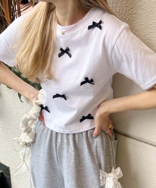 SOLLON.(ソルロン)の「リボンクロップドTシャツ(Tシャツ/カットソー・レディース・ホワイト/ブラック・FREE)」の11枚目の写真