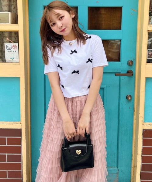 SOLLON.(ソルロン)の「リボンクロップドTシャツ(Tシャツ/カットソー・レディース・ホワイト/ブラック・FREE)」の4枚目の写真