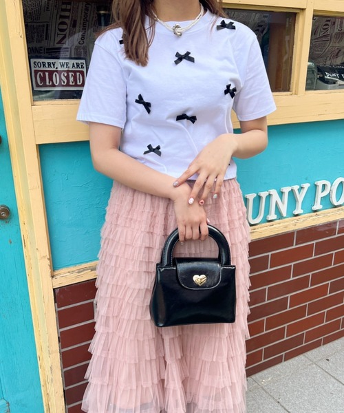 SOLLON.(ソルロン)の「リボンクロップドTシャツ(Tシャツ/カットソー・レディース・ホワイト/ブラック・FREE)」の5枚目の写真