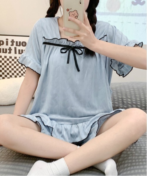 WEGO（ウィゴー）の「WEGO/リボンメロウライン上下セットサマールームウェア（ルームウェア/パジャマ・レディース・ホワイト/ブルー/ピンク・MEDIUM/LARGE）」の3枚目の写真
