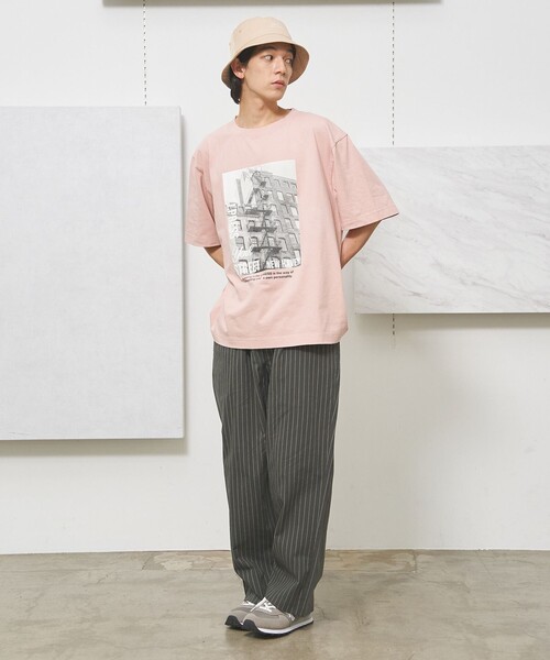 J.PRESS YORK STREET（ジェイプレスヨークストリート）の「【UNISEX】フォトプリントTシャツ "New Yourk street"（Tシャツ/カットソー・メンズ・ピンク系/ホワイト系/グレー系・LARGE/SMALL/MEDIUM）」の12枚目の写真