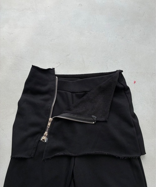 SHAGGIE(シャギー)の「【ViVi掲載】レイヤード風フレア裏毛スウェットパンツ(スウェットパンツ・レディース・グレー/ブラック・SMALL/MEDIUM)」の10枚目の写真