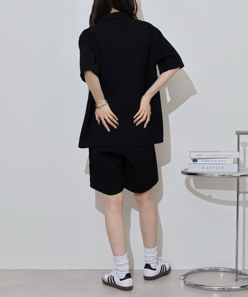MMMM(エムエムエムエム)の「MMMM ウーブンワッフルセットアップ/開襟シャツ/ショートパンツ(セットアップ・メンズ・グレイッシュベージュ/ホワイト/ブラック・L/XL/M)」の15枚目の写真
